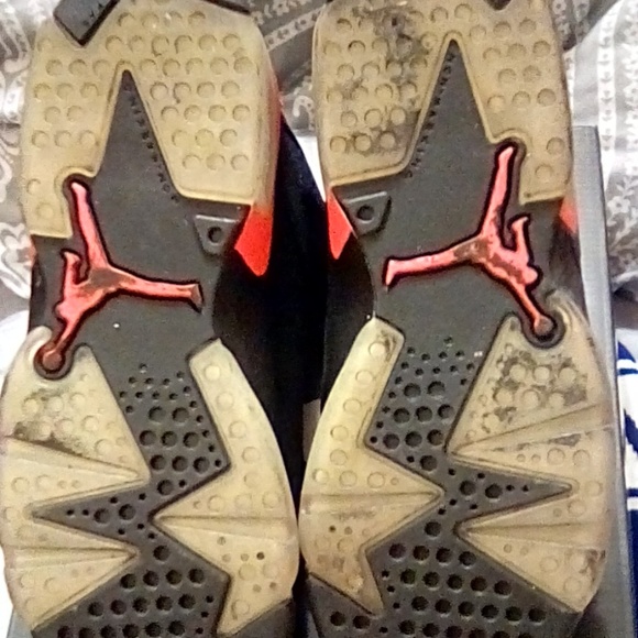 Jordan 6 Retro Kids - Picture 6 of 6